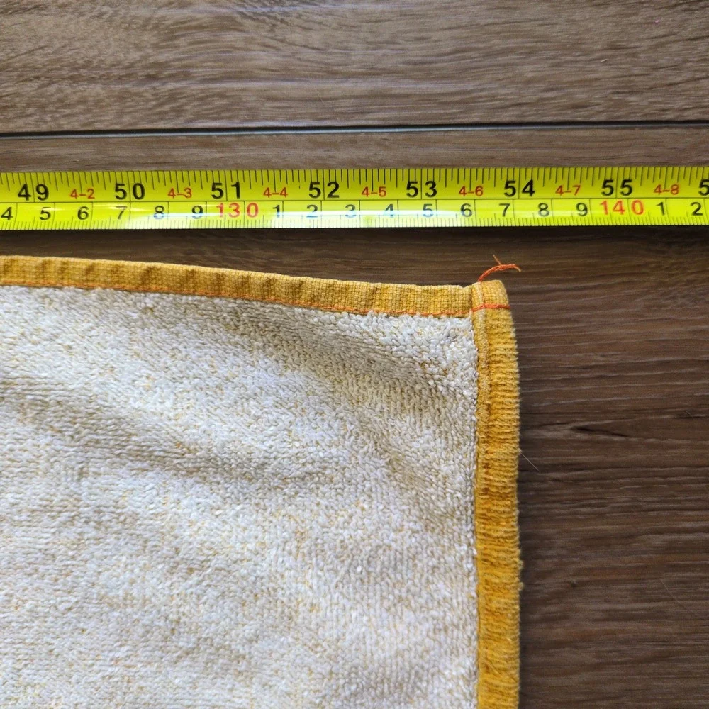 Vtg Hilasal Frog Beach Towel Yellow Tropical Reptile Toad Rainforest Cotton FLAW